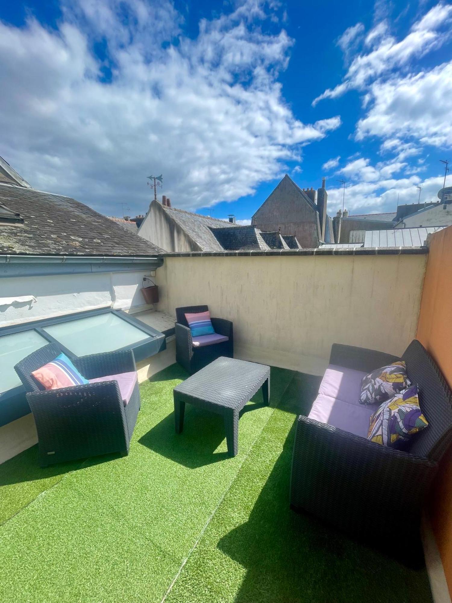 Charmant Appartement Avec Terrasse Entre Centre-Ville Et Plages De Конкарно Екстер'єр фото